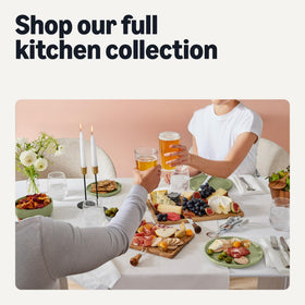 Amazon Basics dishwasher-safe plate for easy cleanup after meals.