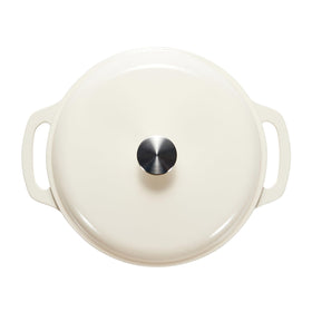 Amazon Basics enamel finish supports easy cleanup after cooking.