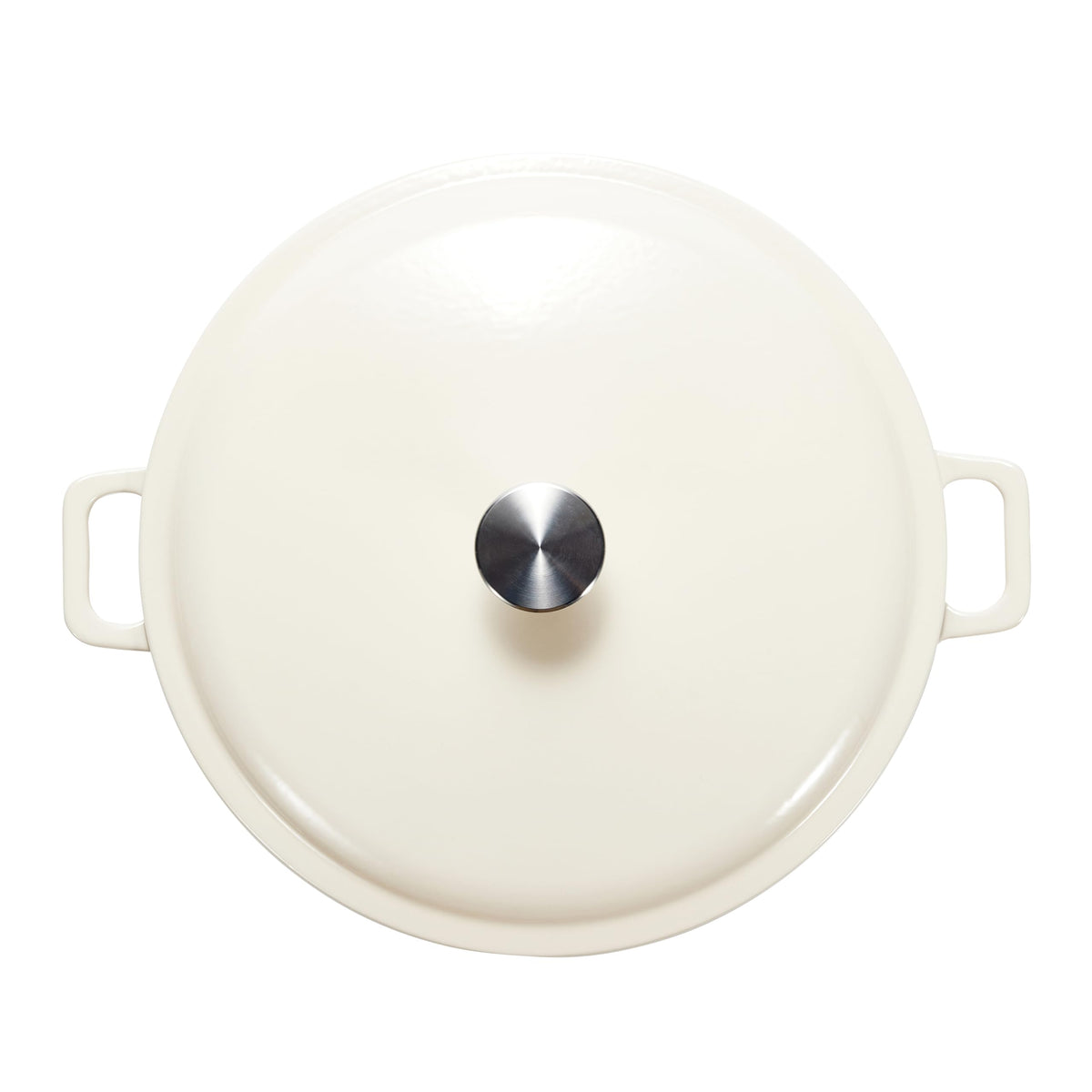 Amazon Basics 3.3-quart round casserole ideal for family-style braising and serving.