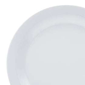 Amazon Basics melamine plate dining table setup for everyday meals.