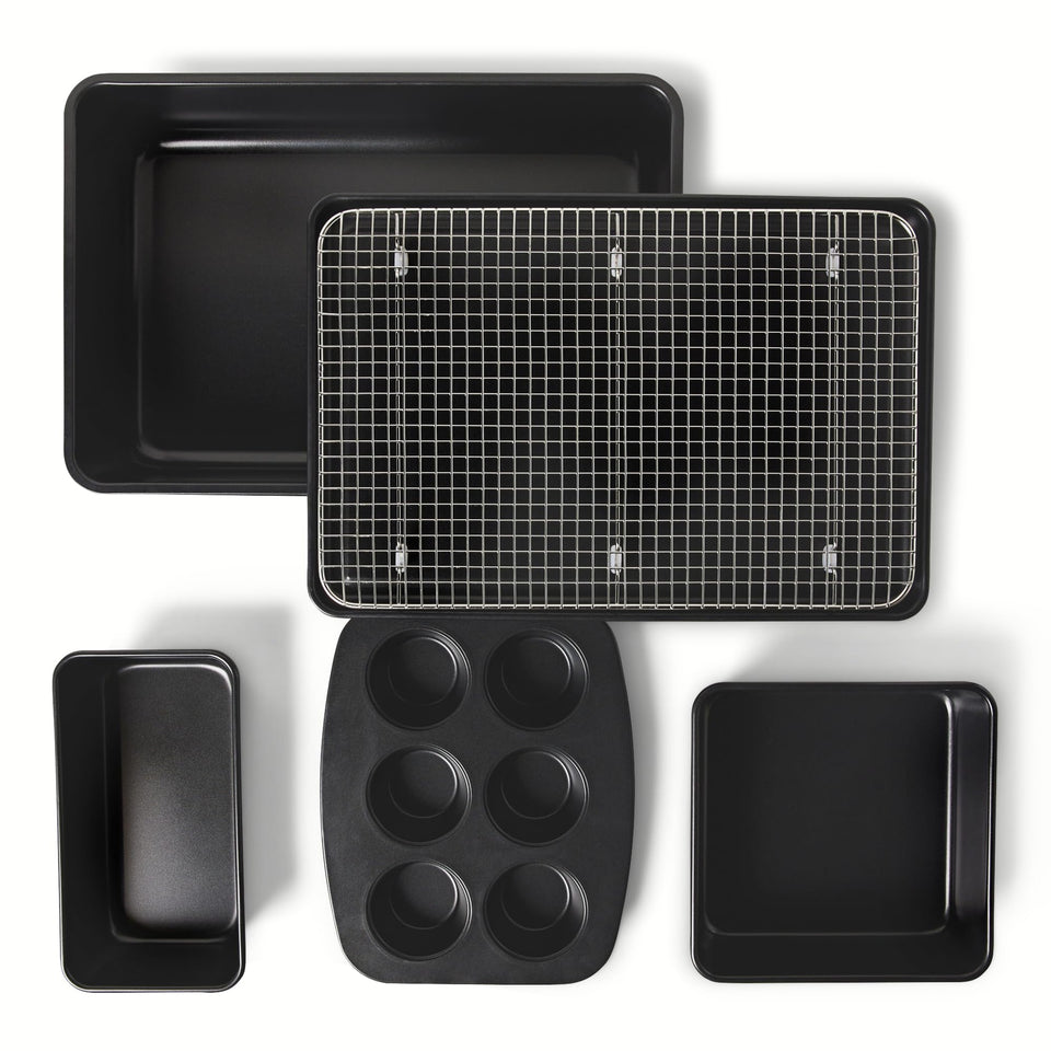 Amazon Basics cookie sheet: even heat and easy release for cookies