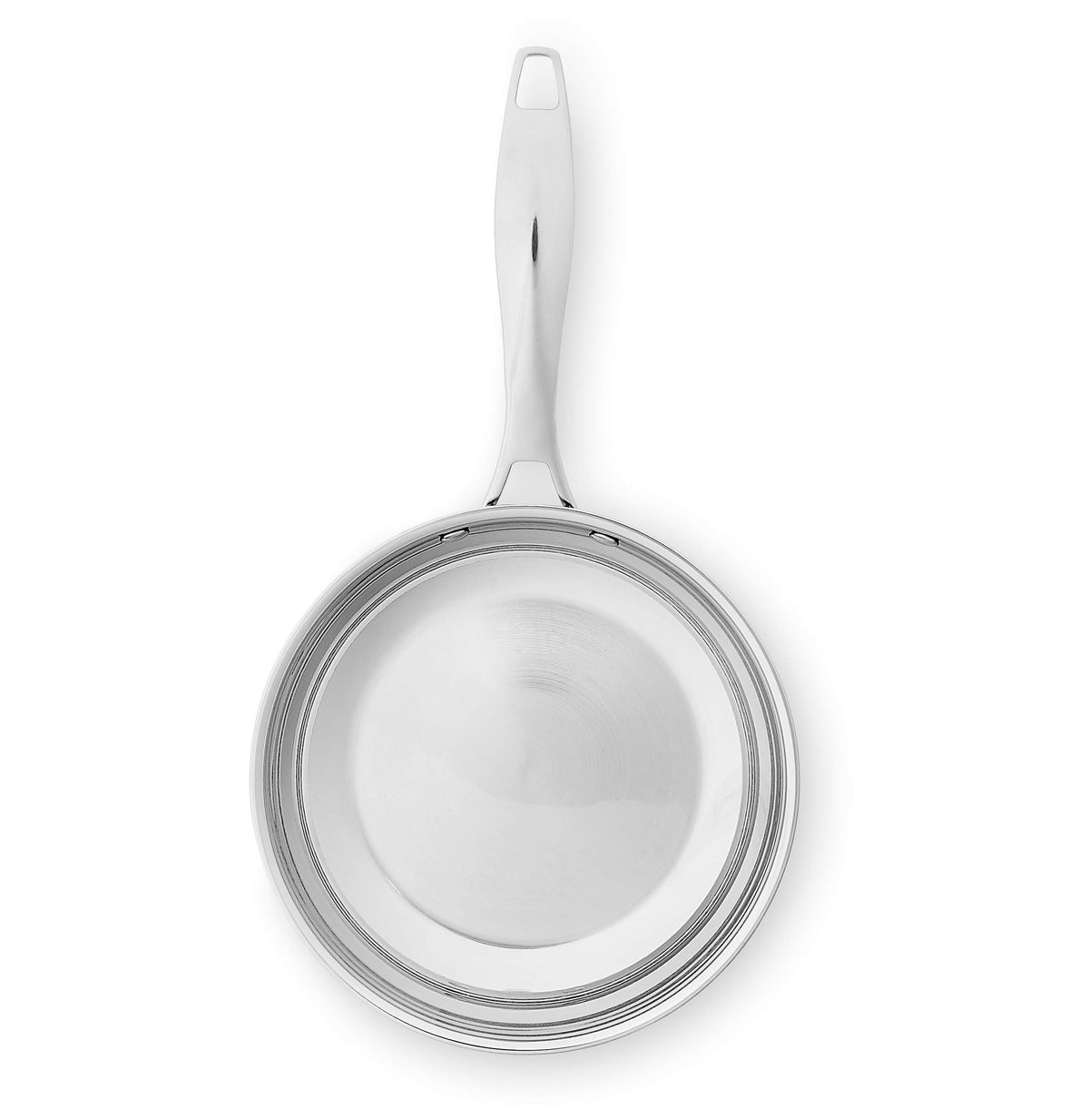 Amazon Basics riveted handle stays cool to touch during stovetop use.