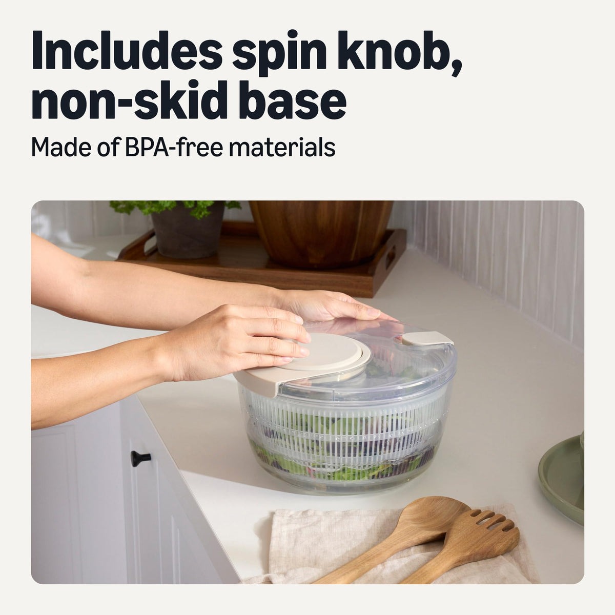Amazon Basics salad spinner easy-spin knob enables quick, controlled drying.