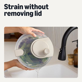 Amazon Basics salad spinner non-skid base keeps it steady during use.
