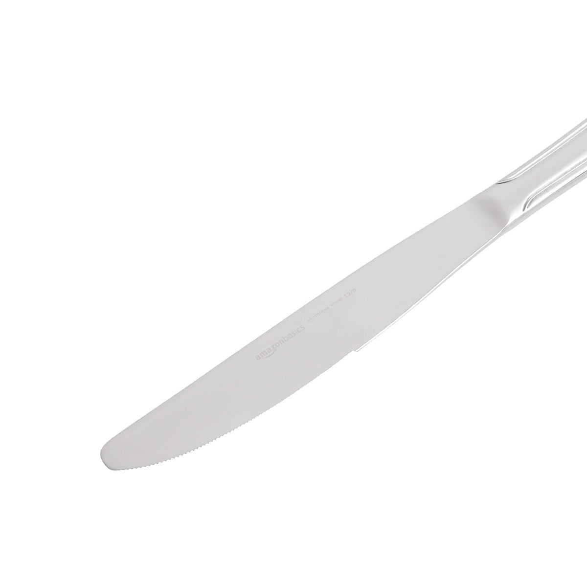 Amazon Basics silverware set balanced weight feels comfortable in hand.