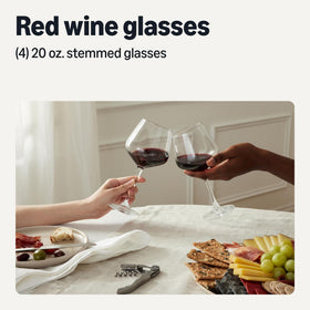 Amazon Basics sturdy clear glass enhances durability for everyday use.