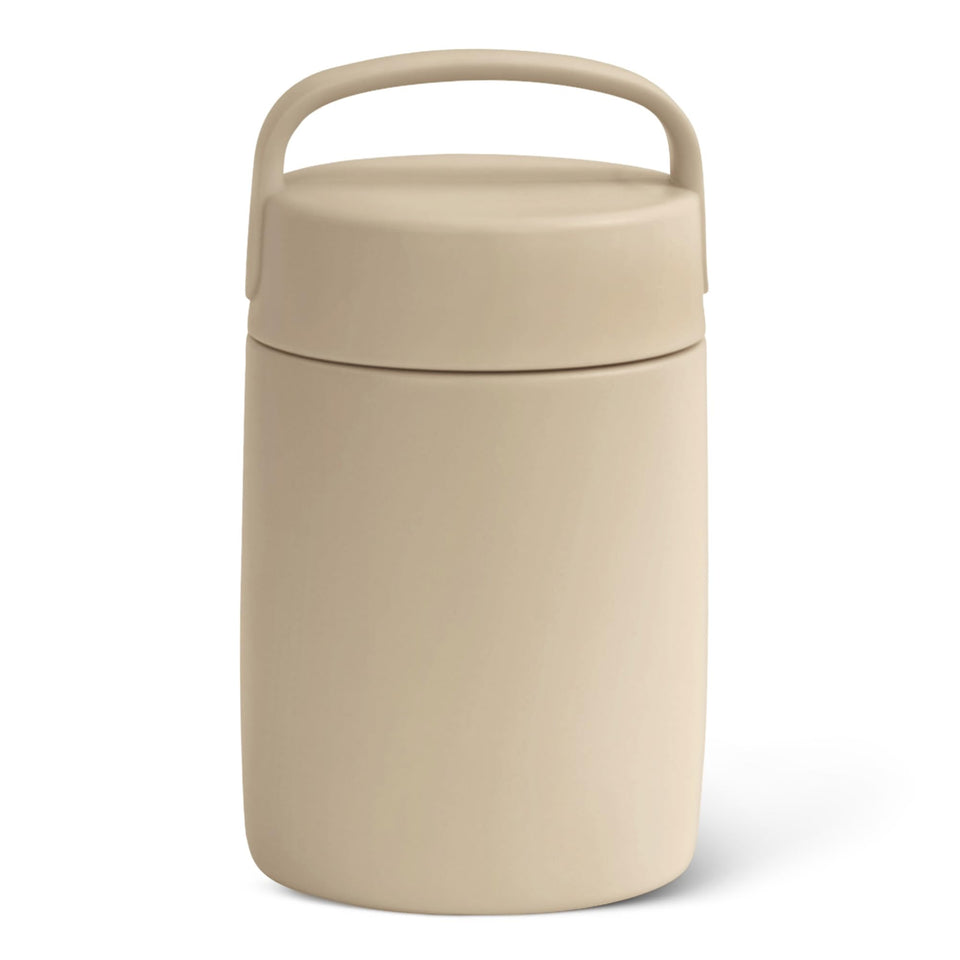 Amazon Basics thermos with large mouth for easy stirring and serving hot meals