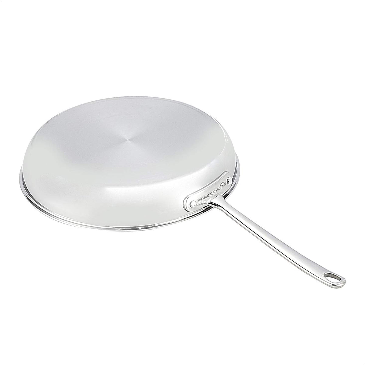Amazon Basics interior view highlights non-reactive 18/8 stainless steel surface.