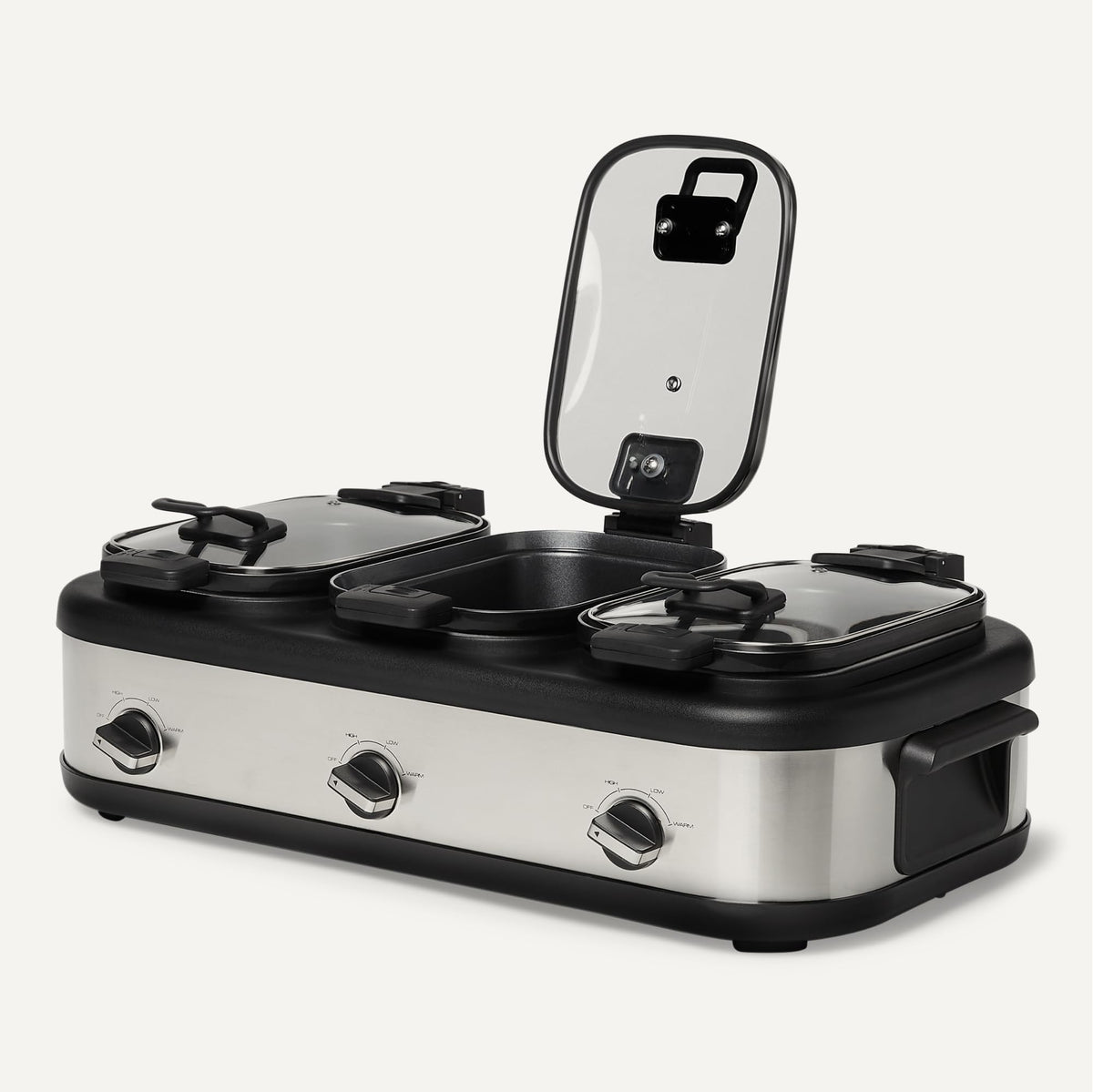 Amazon Basics glass lids help monitor cooking progress while keeping heat steady.