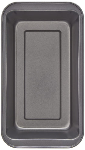 Amazon Basics nonstick bread loaf pan interior coating facilitates easy release.
