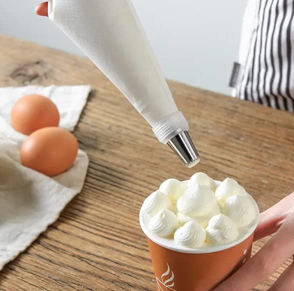 AMBESTAR professional-grade decorating bags suitable for cakes, cupcakes, and pastries.