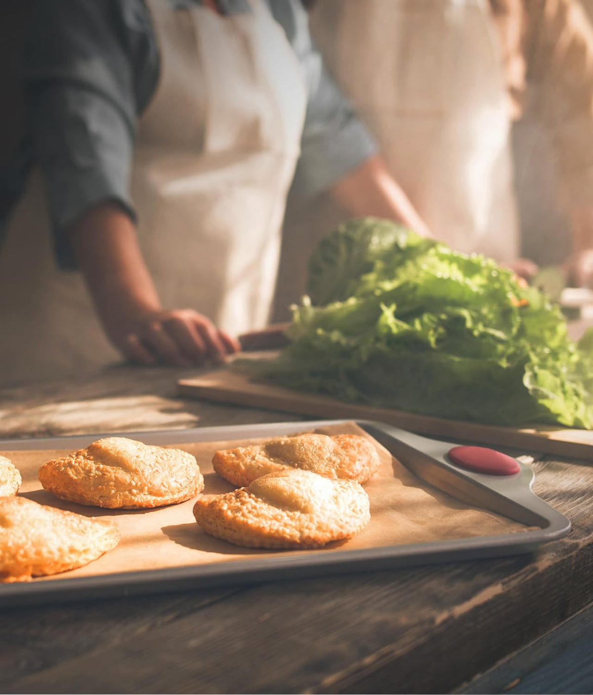 AMFOCUS versatile parchment sheets suitable for baking, air frying, and grilling