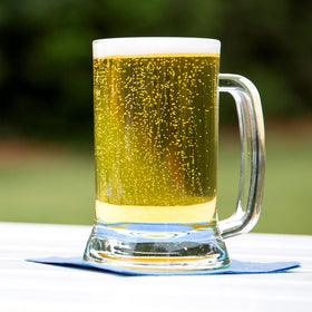 Amlong Crystal lead-free beer mug with clear glass for fresh visuals.
