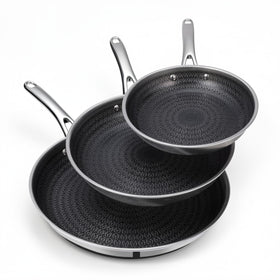 Ammeloo 8-inch hybrid tri-ply pan with even heat distribution for quick searing