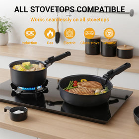 Ammeloo glass lid on a pan to monitor cooking without heat loss.