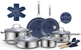Ammeloo hybrid cookware set with textured surface for easier release and even heating.