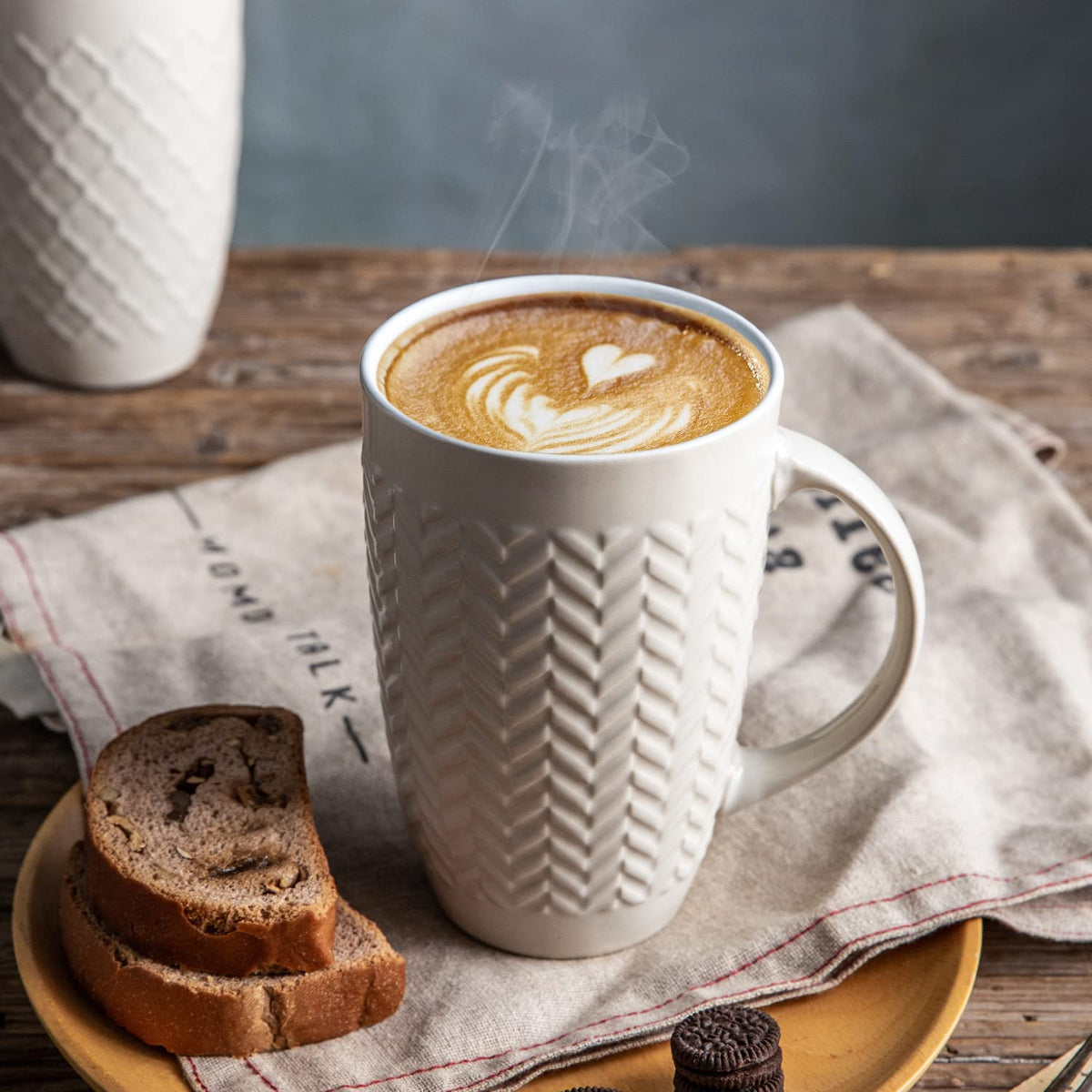 AmorArc interior glaze shine, easy to clean and resists coffee stains.