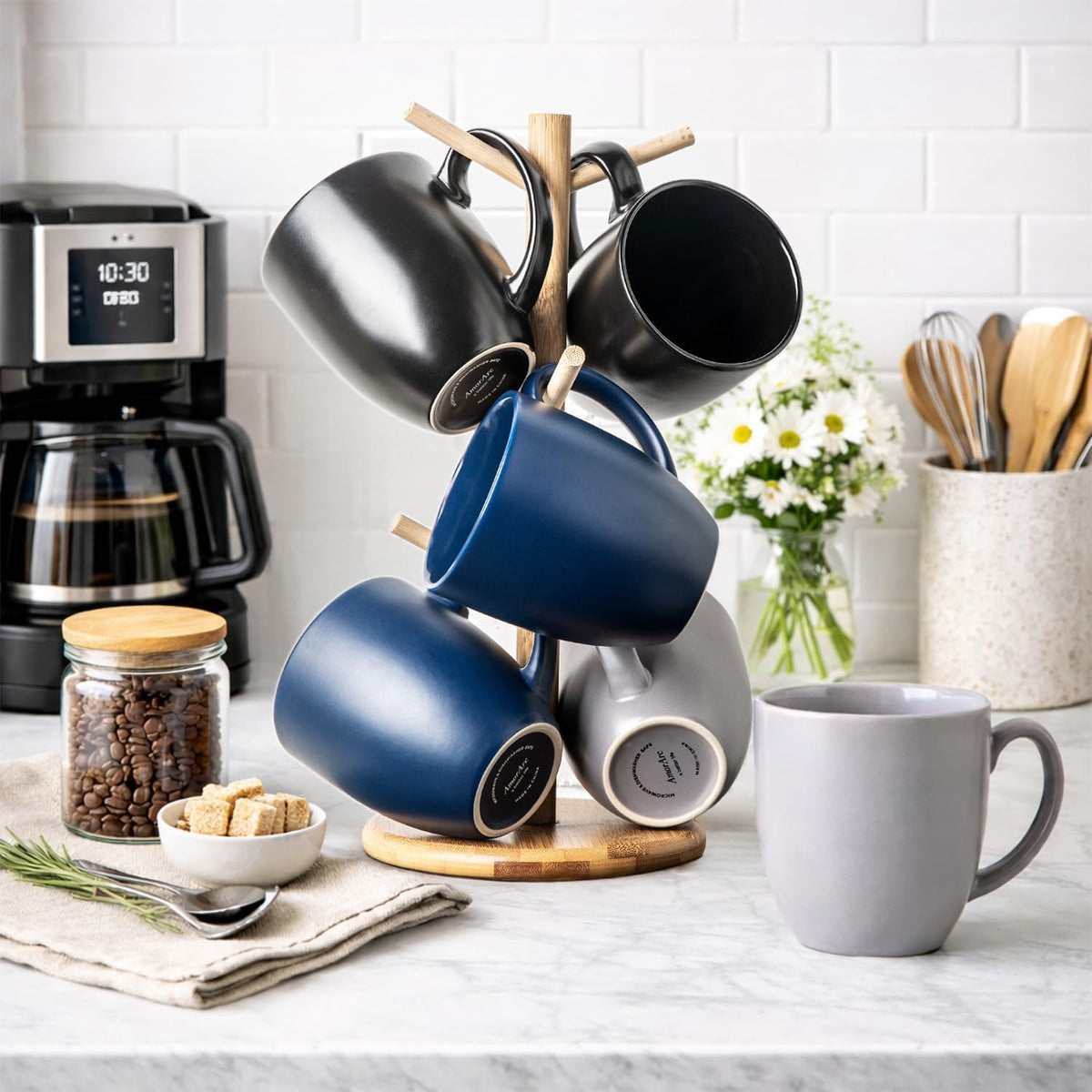 AmorArc 16oz capacity suits coffee or tea needs.