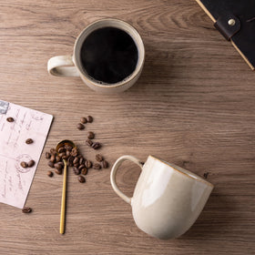 AmorArc mug demonstrates dishwasher and microwave safe design for everyday use.