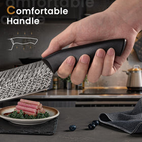 Amorston six serrated steak knives for clean table cuts.
