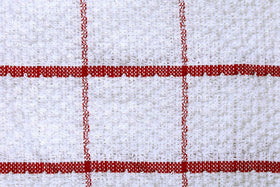 AMOUR INFINI checkered cloths add style to kitchen chores
