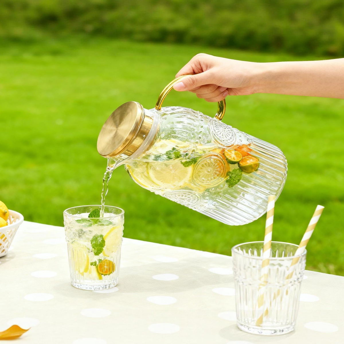 Amzcku glass carafe enhances kitchen and dining ambiance.