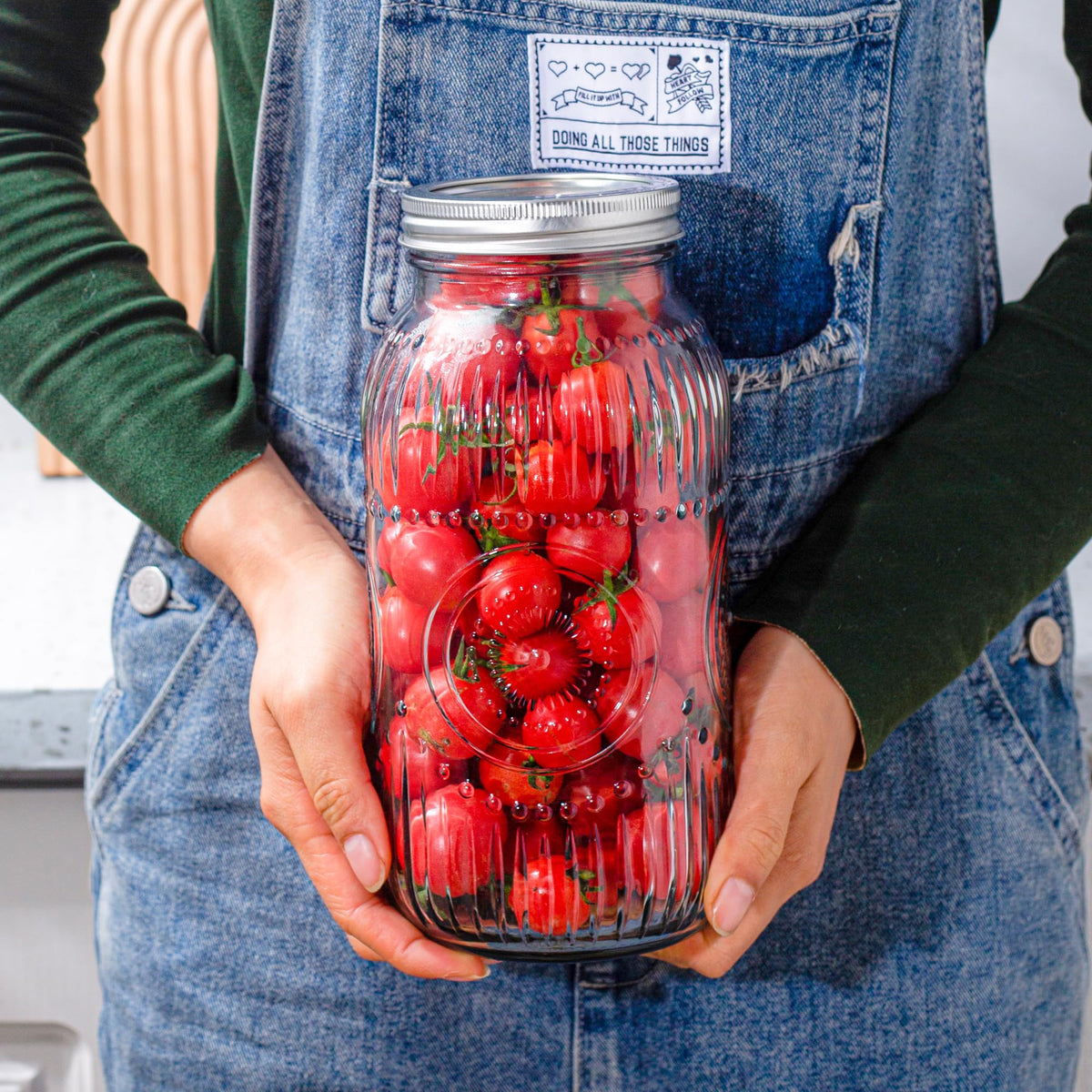 Amzcku vintage red-accent jar design enhances decor and gifting