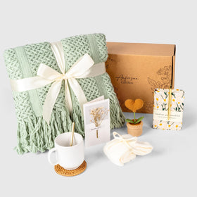 Anforsun handmade crochet heart planter adds cheerful décor and daily encouragement.