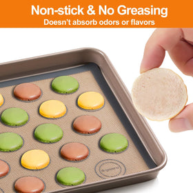 Angadona couplers included for quick tip changes during macaron shaping.