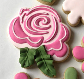Ann Clark scalloped edge flower cutter creates delicate petals