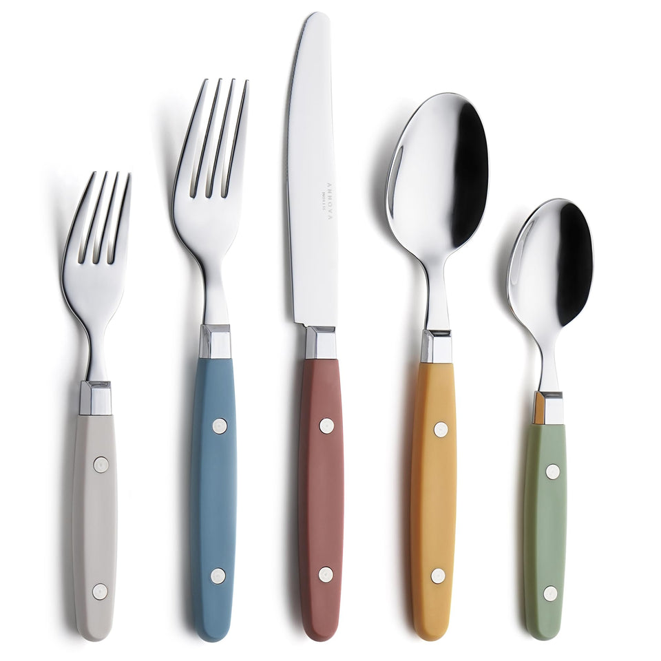 Annova Morandi Mix table setup with 20-piece silverware for stylish daily dining.