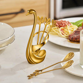 AnSaw gold dining collection adds style to the table setting