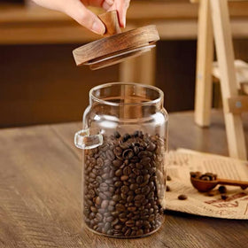 ANSQU included bamboo spoon for easy scooping