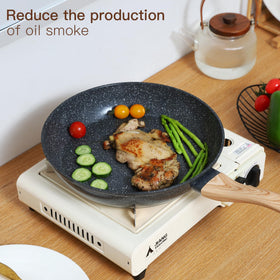 Anymark silicone utensils included for easy stirring and serving