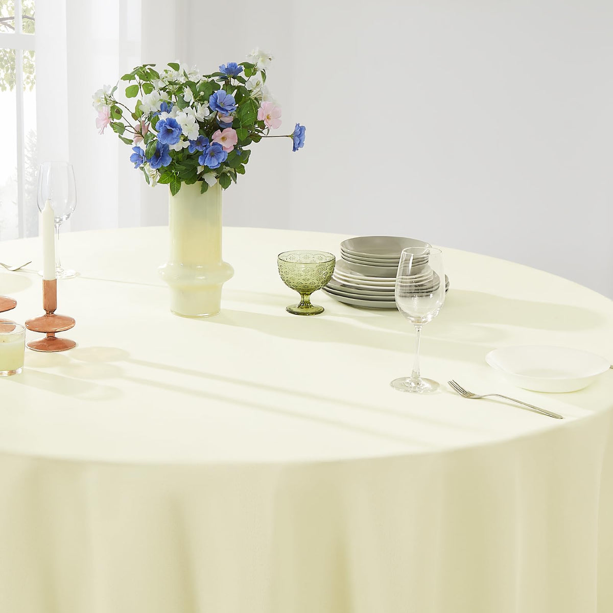 Aocoz ivory wash-and-use tablecloth simplifies event setup