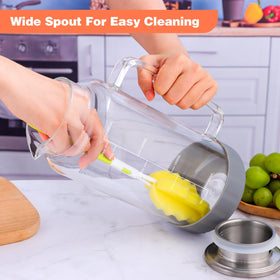 Aofmee ergonomic handle and wide mouth simplify filling and cleaning.