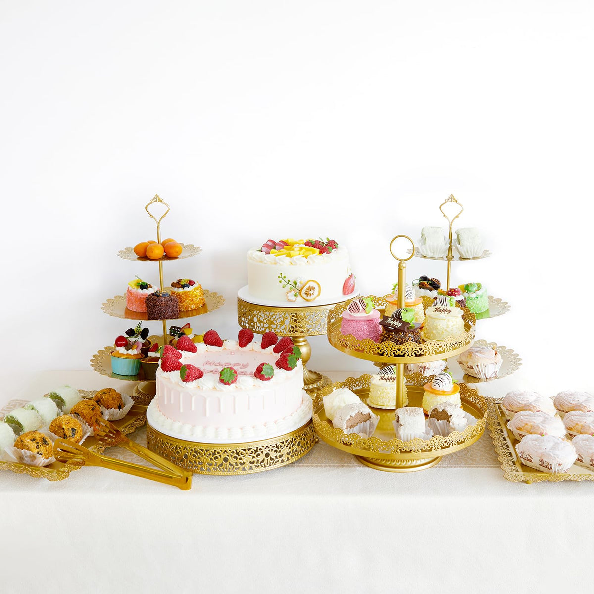 Aofure gold lace-edge round display pan centers treats beautifully