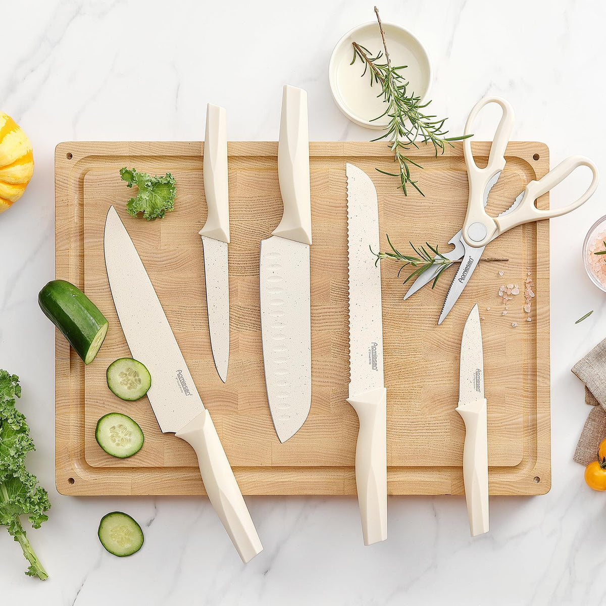Aomiesen 5-inch utility knife handles daily prep tasks efficiently