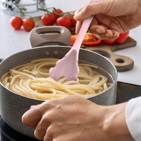 AOTHOD flexible spatula for scraping bowls and pans effectively.