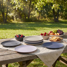 AOYITE stackable dinnerware saves cabinet space