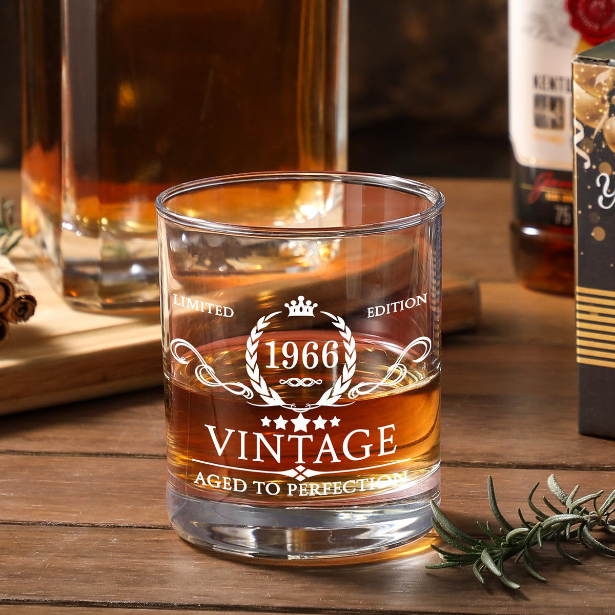 AOZITA glass arrives gift-ready in an elegant package.