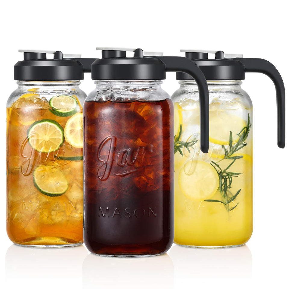 AOZITA glass pitcher with lid, 2qt capacity for family gatherings.
