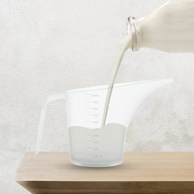  AppleTofu dishwasher-safe pitcher simplifies washing after use.