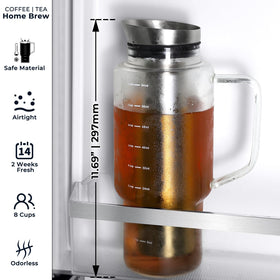 Aquach airtight lid seals flavor and freshness in the pitcher.