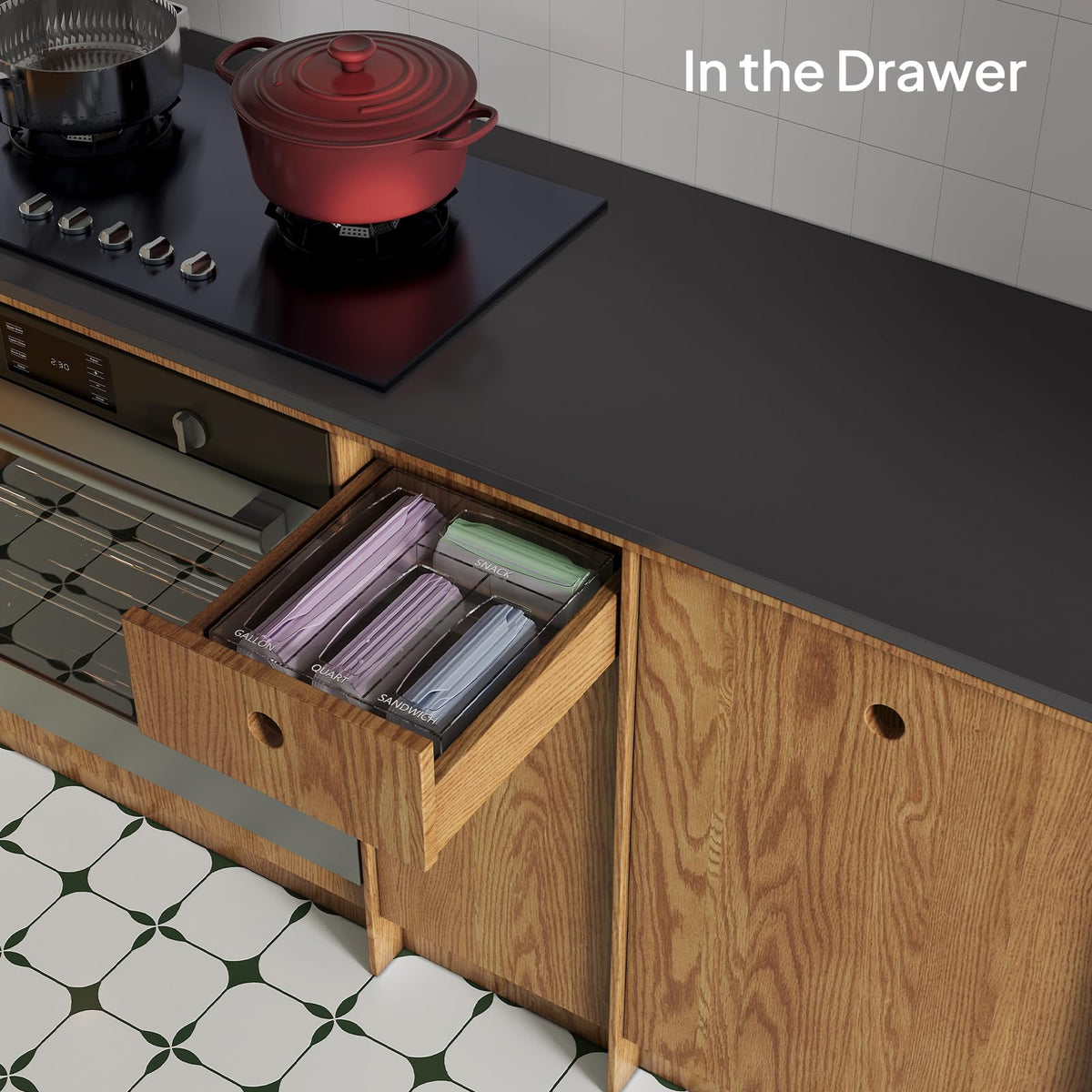 Aquiver integrated organizer with anti-skid pads prevents drawer movement during use.