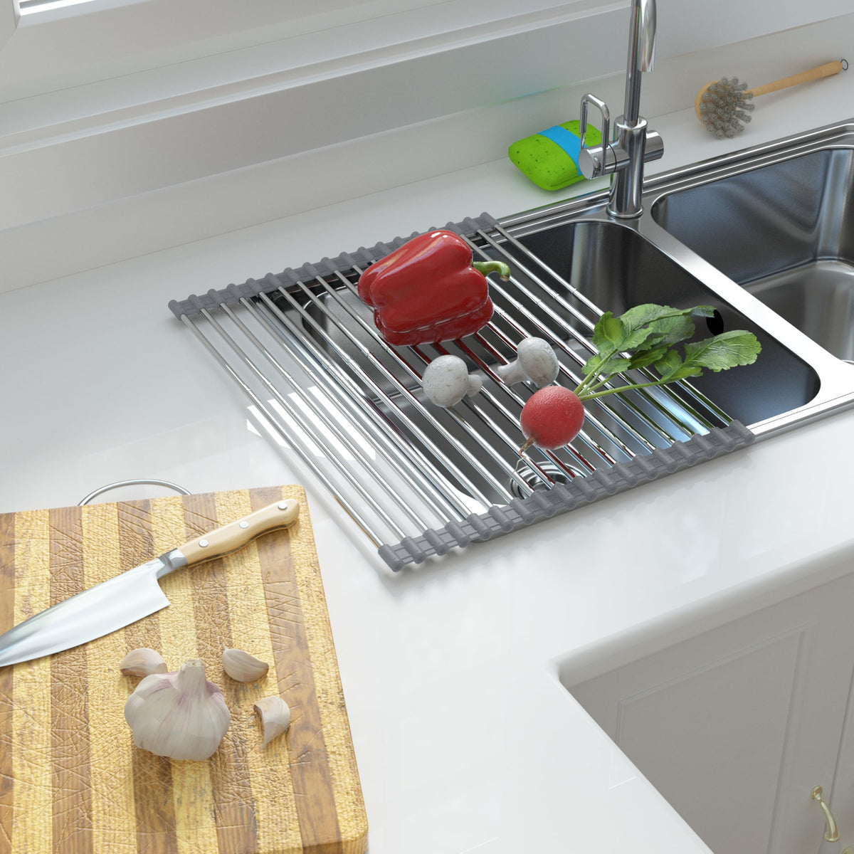 ARAINY non-slip silicone design provides stable placement during use.