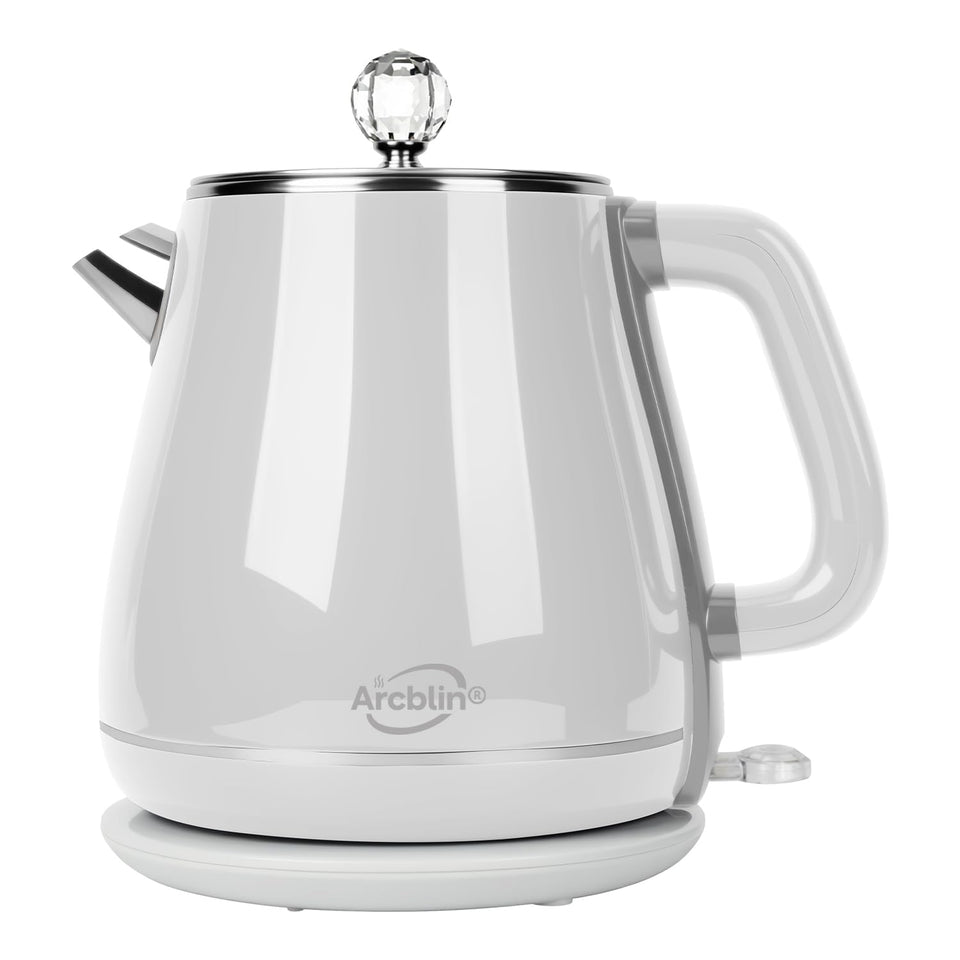 Arcblin Retro Electric Kettle front view showing 1.8L capacity for quick family servings.
