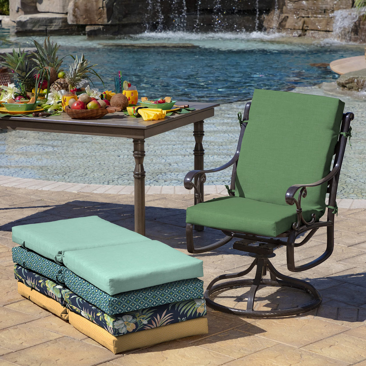 Arden Selections four-tie design prevents cushion shifting during meals.