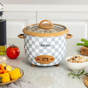 AROMA nonstick ceramic surface cleans easily after meals