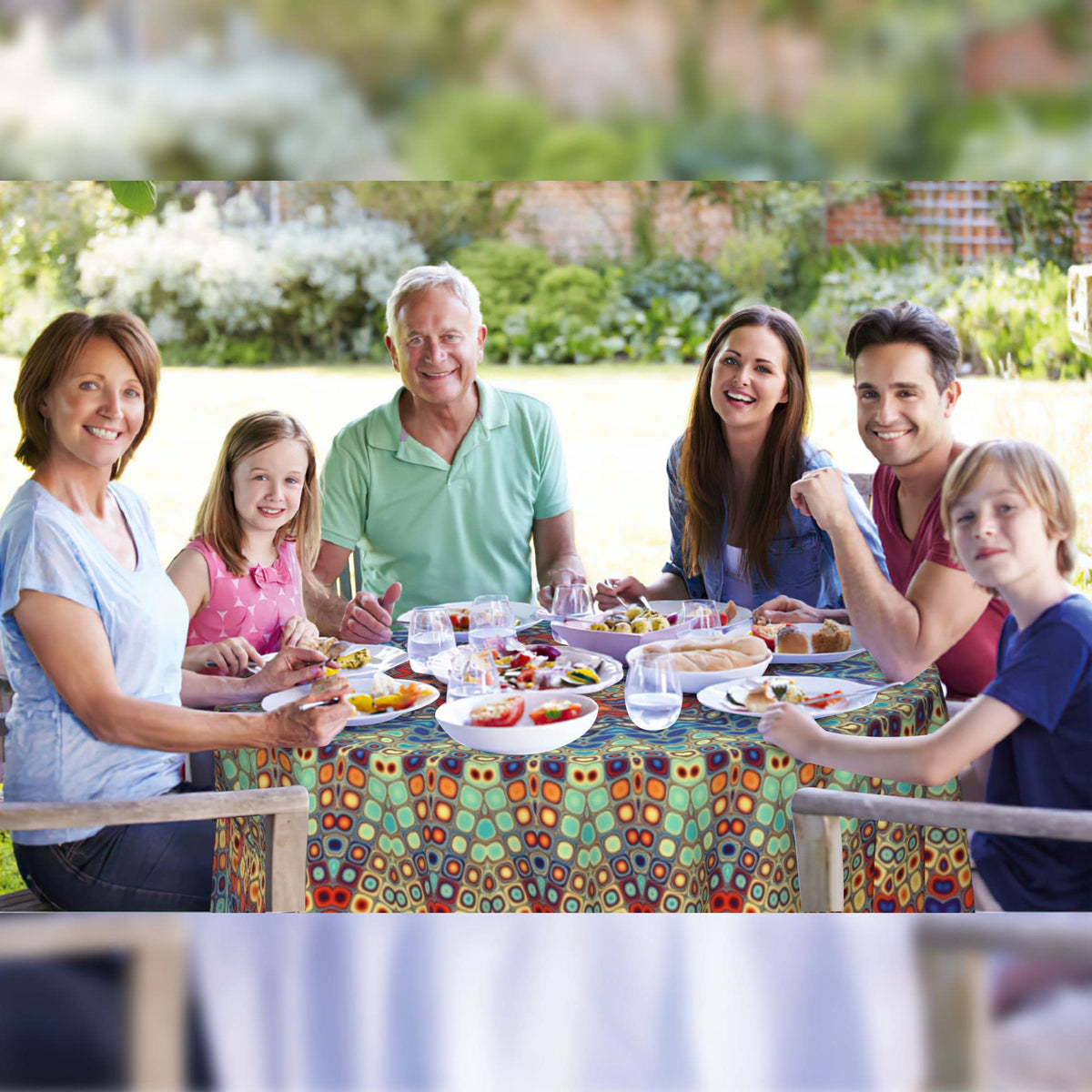 Arroganttiom tablecloth with stain-resistant finish keeps clean during meals.